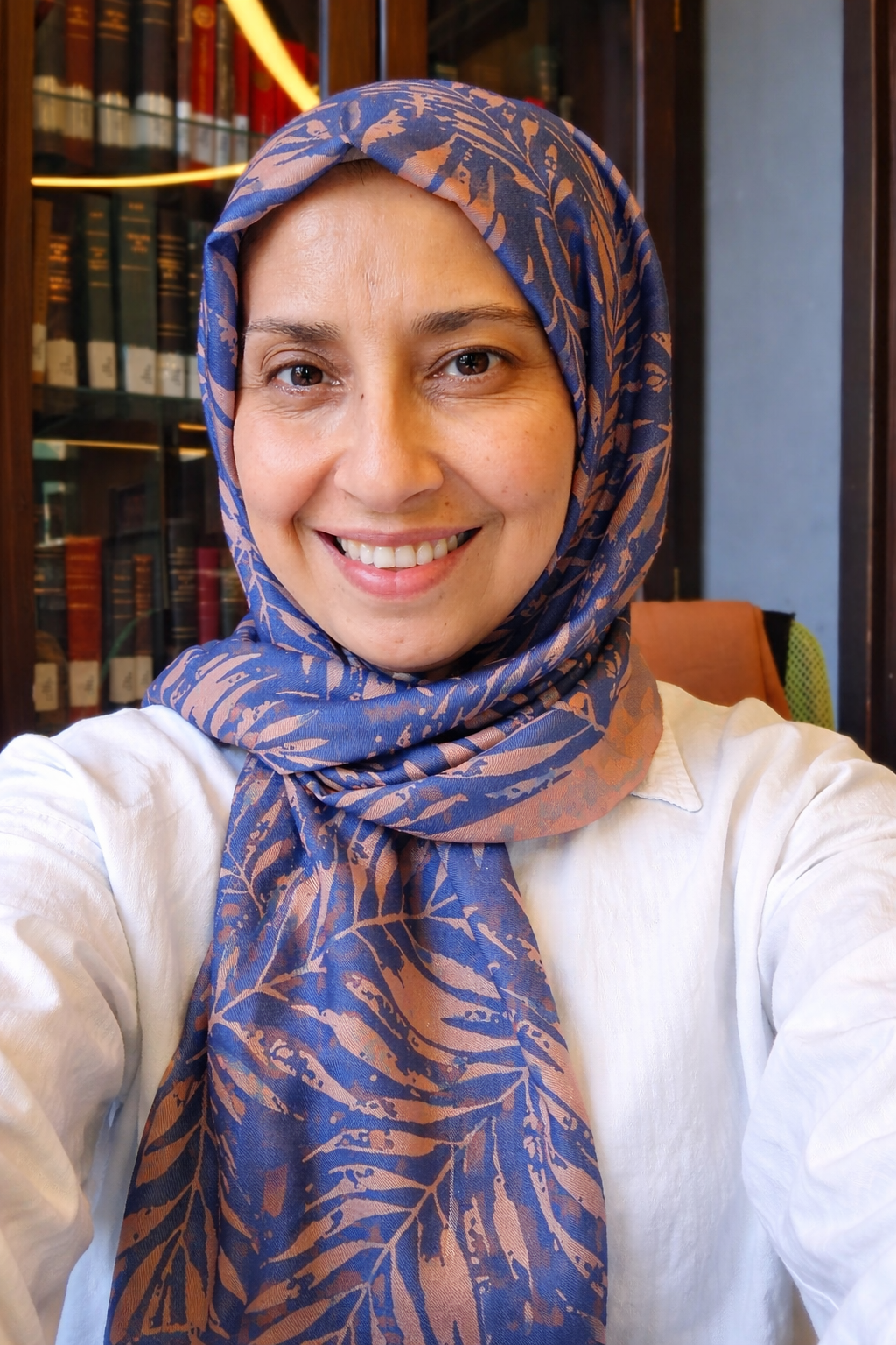 Canlı ve parlak bir selfie.png (2.42 MB)